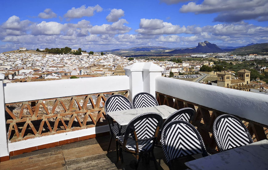 Restaurantes románticos en la zona alta de Antequera con terraza